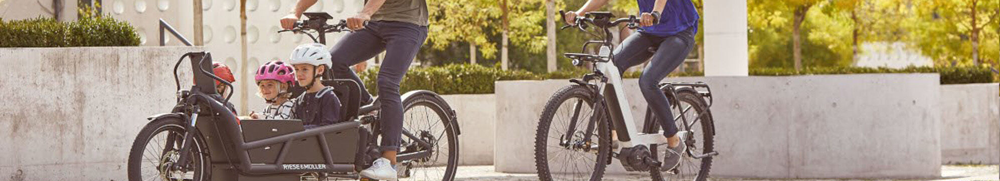 E-bikes E-bikes